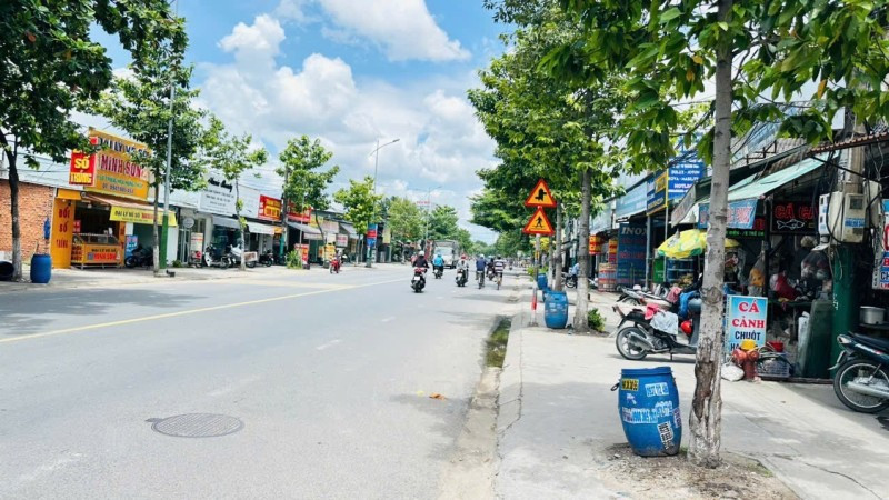 🏡 NHÀ 1 TRỆT 1 LẦU – NGANG KHỦNG 12M – TRUNG TÂM TP. DĨ AN