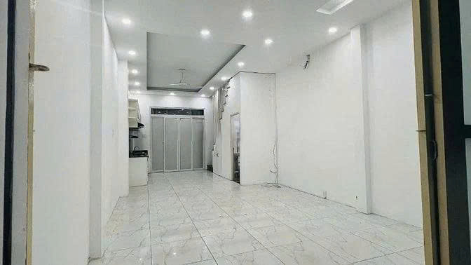 Nhà cho thuê gần Chợ Xóm Chiếu,Bách Hóa Sài Gòn , đường Đoàn Văn Bơ, Phường 14, Quận 4