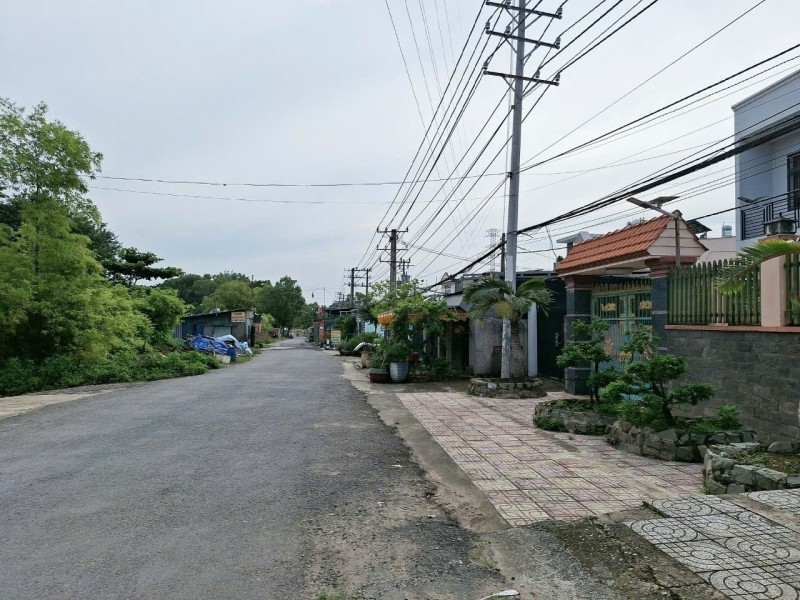 NGAY LÀNG ĐẠI HỌC - GIÁP THỦ ĐỨC - 440M2 - KIẾN TRÚC CỔ - MẶT TIỀN ĐƯỜNG 20M - NGANG 12M - CHỈ 18.9 TỶ