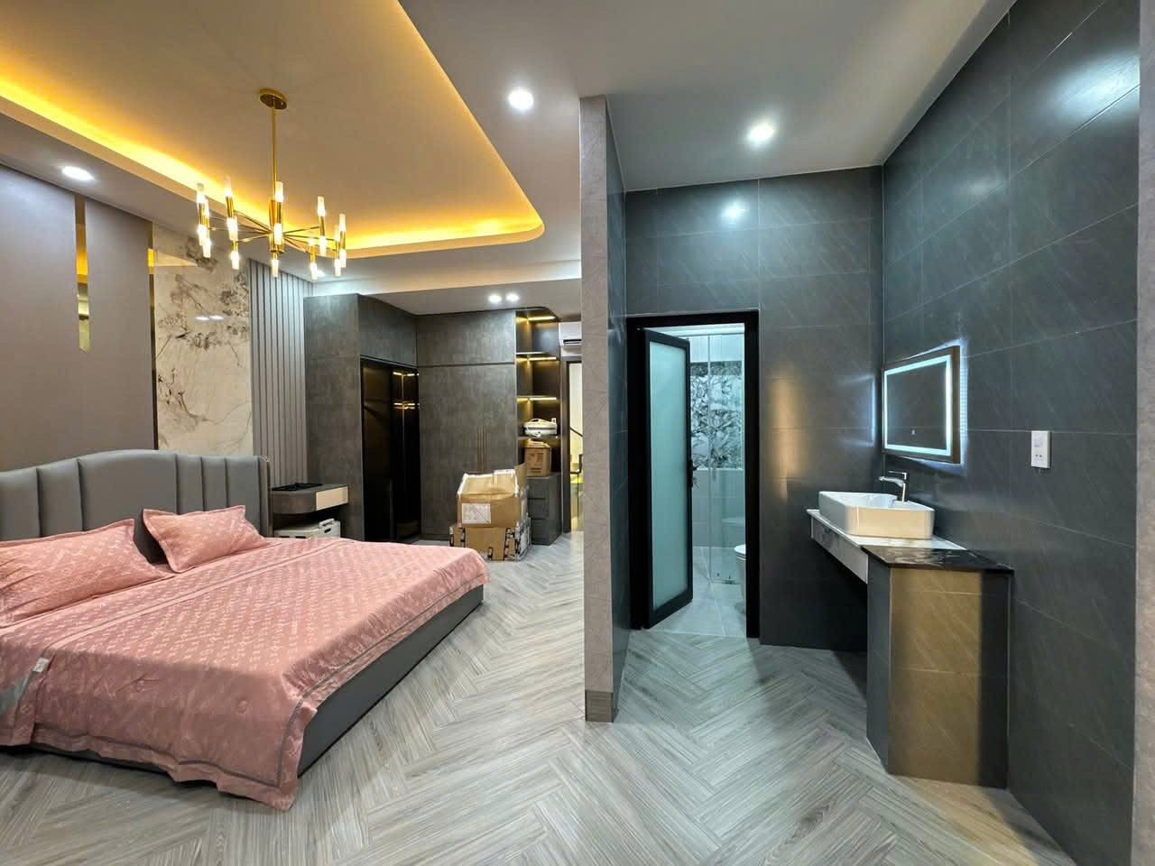 7.  BÁN SIÊU PHẨM SỐ 16 ĐƯỜNG D7 KDC HỒNG LOAN.