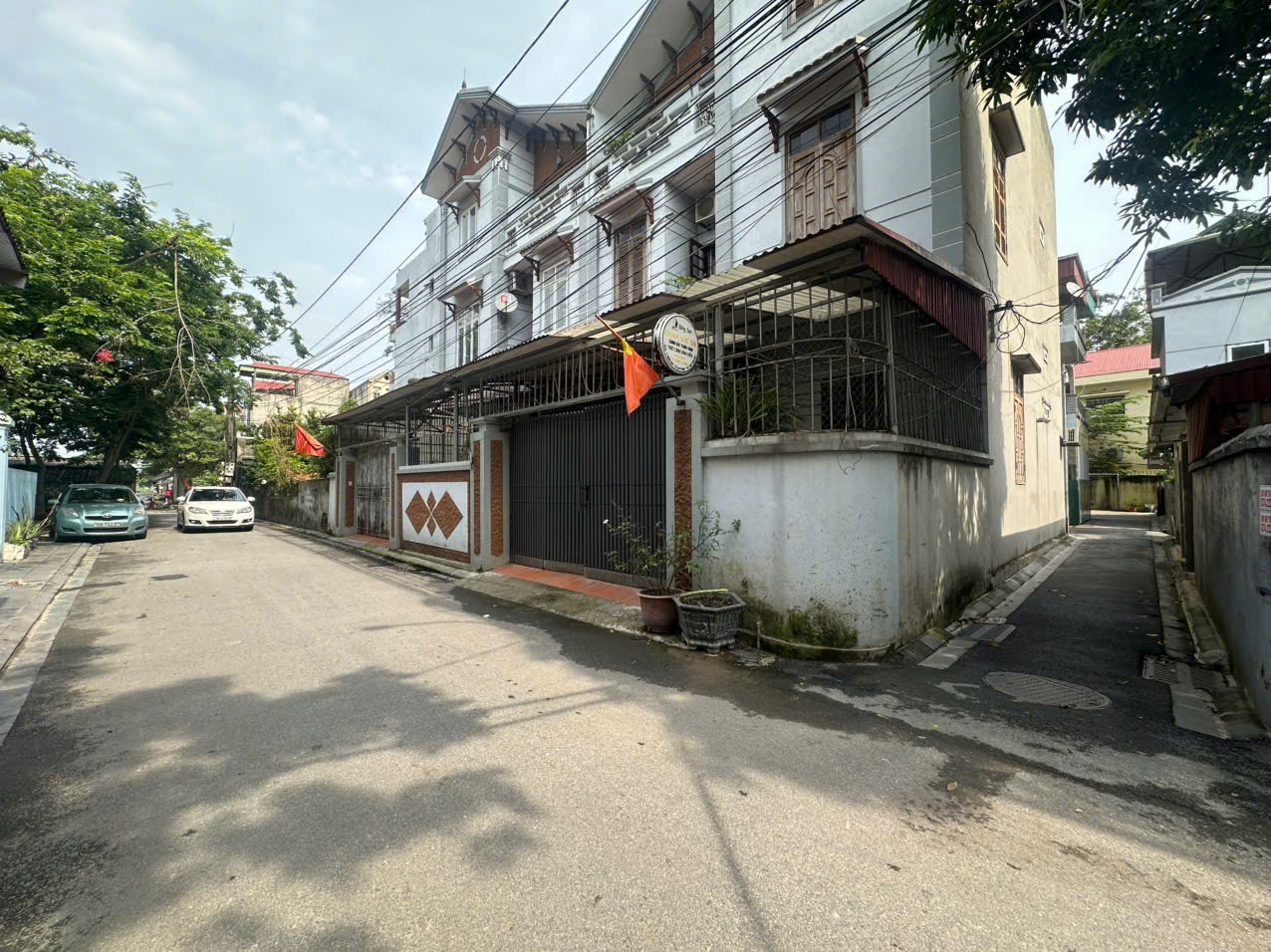 🏡 BÁN NHÀ 3 TẦNG – 70,2m2 giá 4,98 tỷ ngay chợ Kim Xuân Nộn