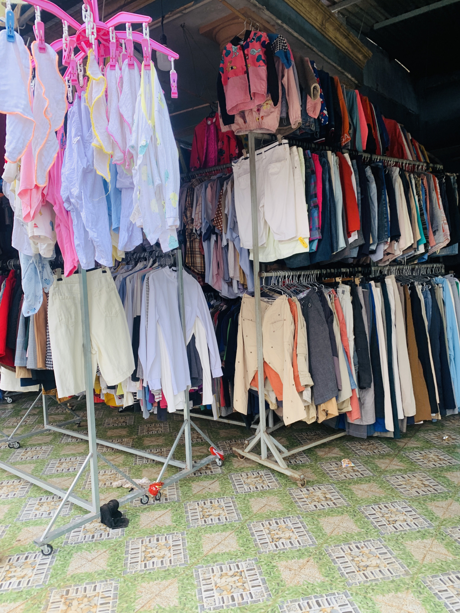 Bán lô góc 2 mặt tiền chợ
