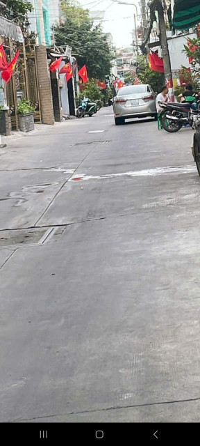 NHÀ ĐẸP GIÁ TỐT – TRẦN BÌNH TRỌNG, P.1, Q.10 ✨ DT: 5.8 x 13.5m | 2 TẦNG | 3PN | HẺM 6M THÔNG THOÁNG