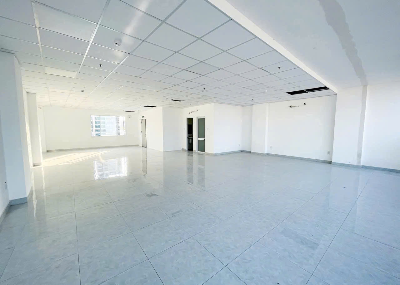 BDS HVL Cho thuê nguyên toà nhà văn phòng 33 - 35 Huỳnh Tịnh Của, Quận 3