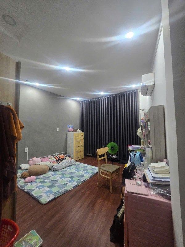Bán Nhà Dương Bá Trạc Quận 8 – Nhà Nở Hậu – 3 Lầu – Gần Cầu Chữ Y – Giá 4.85 Tỷ