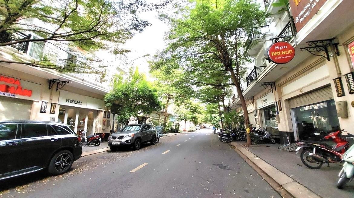 MẶT TIỀN - CITYLAND CENTER HILLS  GÒ VẤP -5 TẦNG - 90M2 (5x18) VUÔNG A4 GIÁ HẠT DẺ - 18.3 Tỷ- KHU PHÂN LÔ CỰC VIP LÔ GÓC KHÔNG LỘ GIỚI QUY HOẠCH