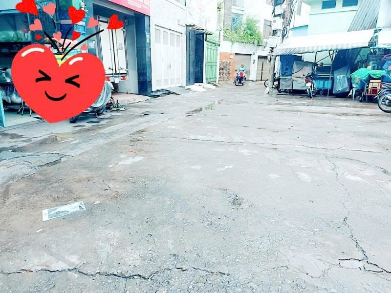 Gia đình bán gấp nhà hẻm vip Trần Nhân Tôn q10 chỉ 5 tỷ7-DT 60M2