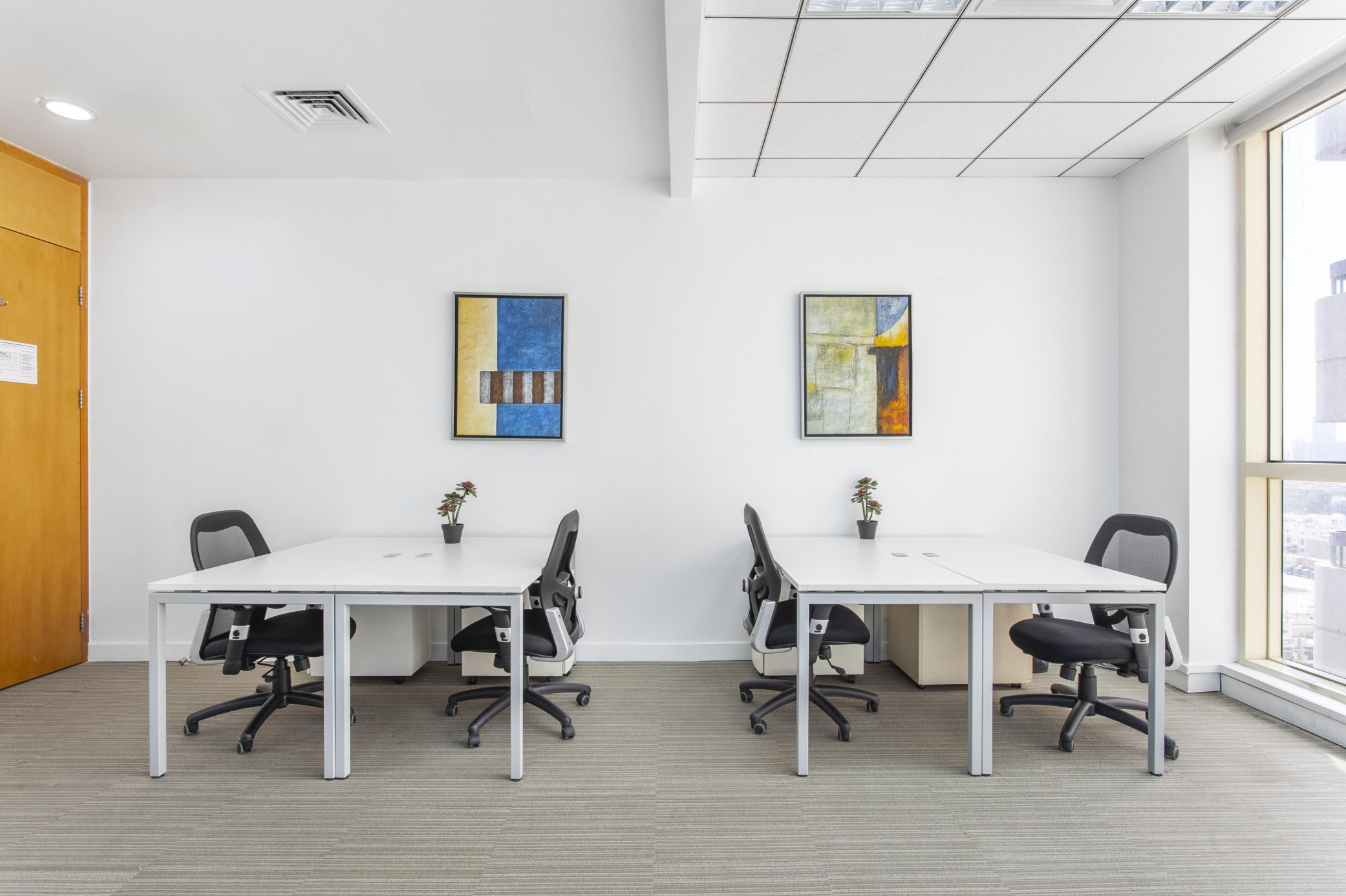 Sử dụng văn phòng không giới hạn tại HQ Enterprise Tower