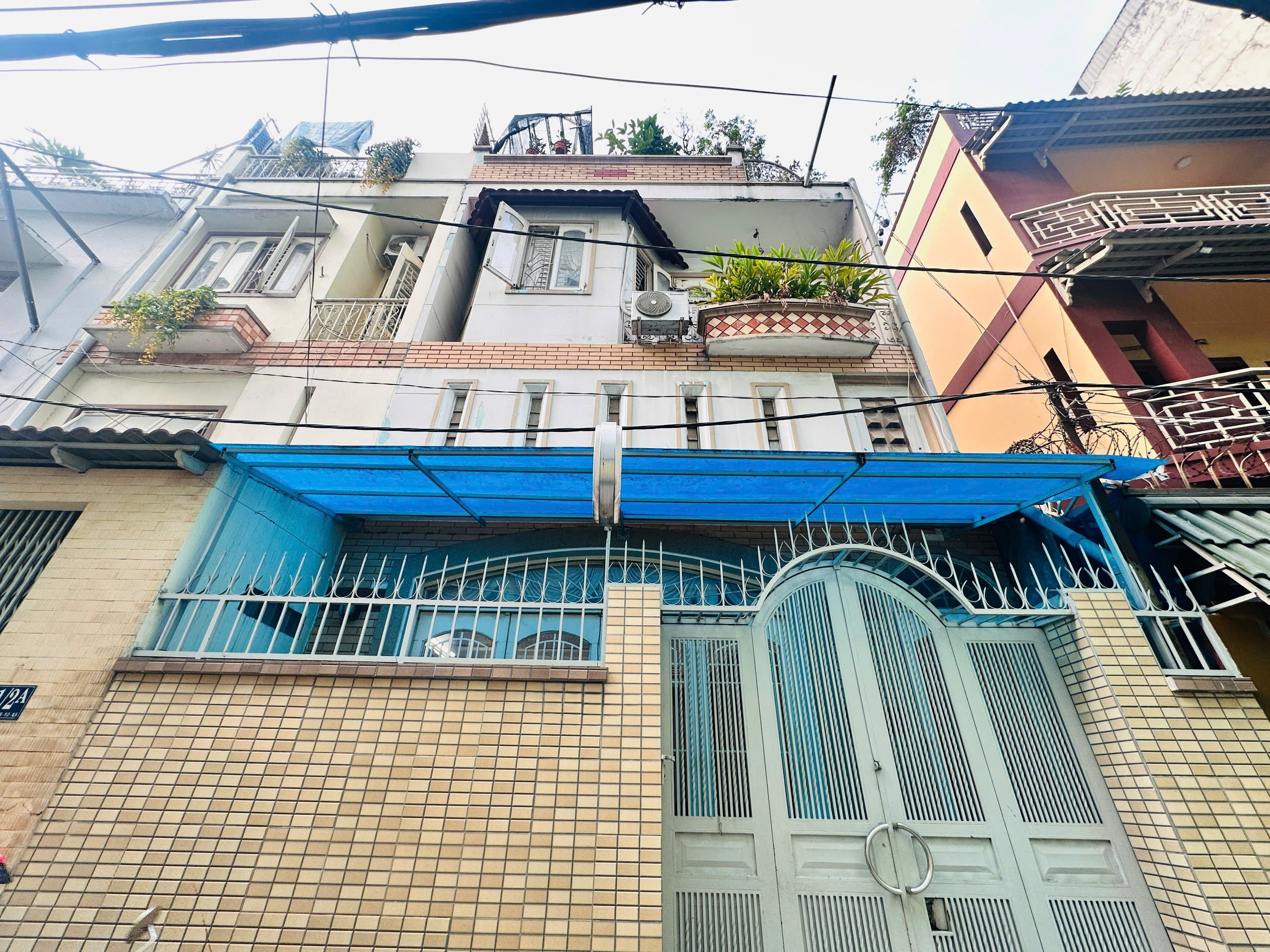Chính chủ Bán nhà Trần Bình Trọng Quận 5 Ngay cạnh UBND, diện tích 70.4m² khu dân cư VIP, giá 20 tỷ.