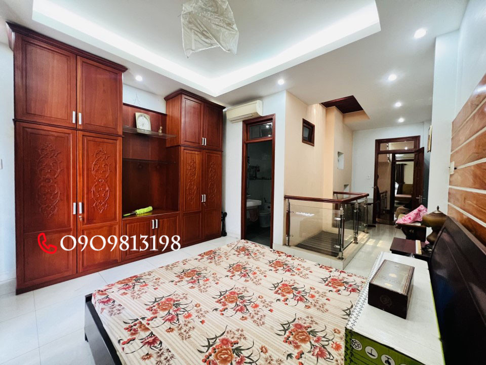 🛎🛎🛎TẶNG FULL NỘI THẤT CAO CẤP - Nhà 3 Tầng Q8🛎🛎🛎