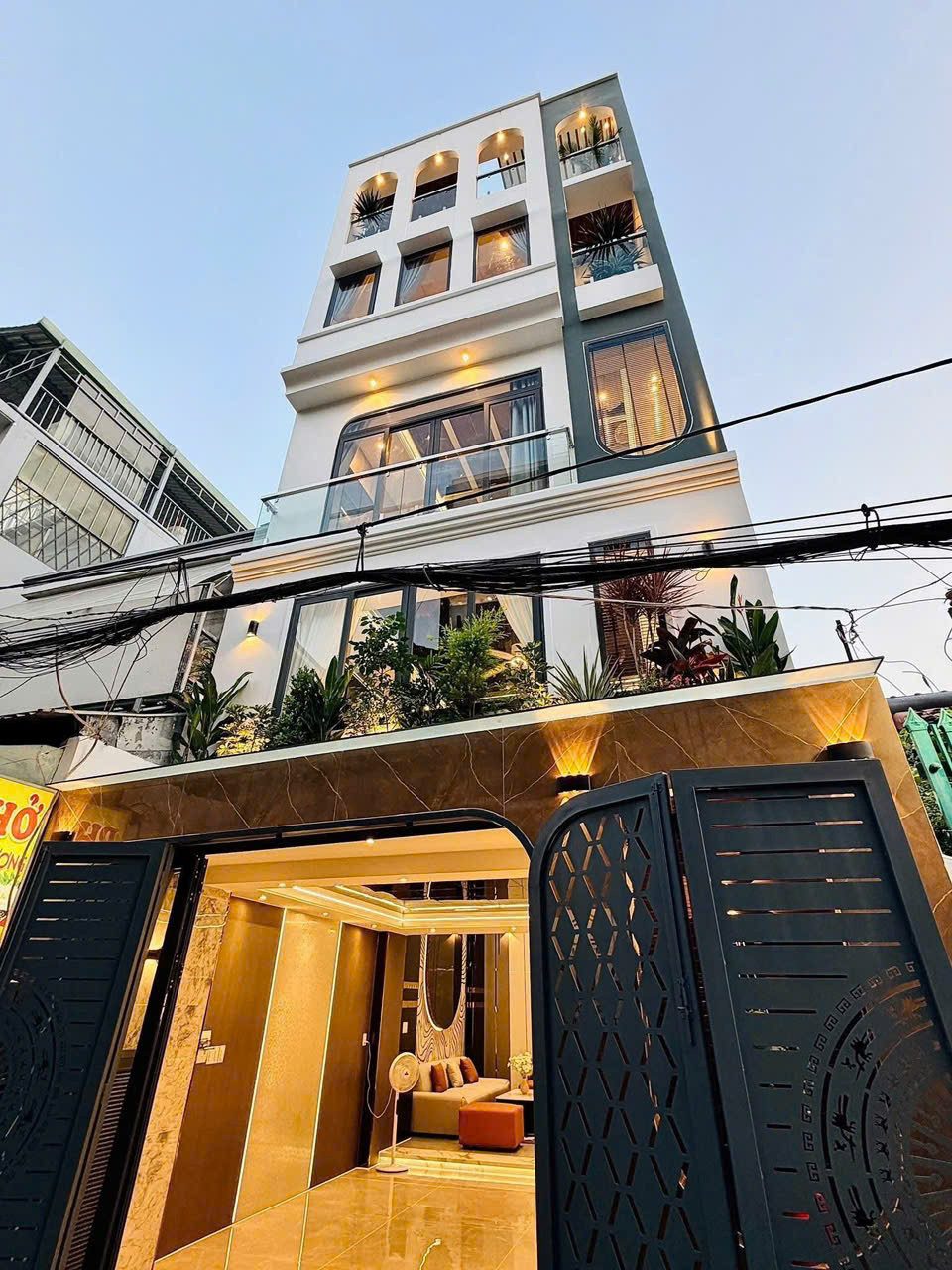 Bán gấp nhà hẻm tại Bùi Hữu Nghĩa, P.2 Bình Thạnh. Giá: 3,55 tỷ. 4PN 4WC. 5 Tầng. Sổ Hồng Riêng