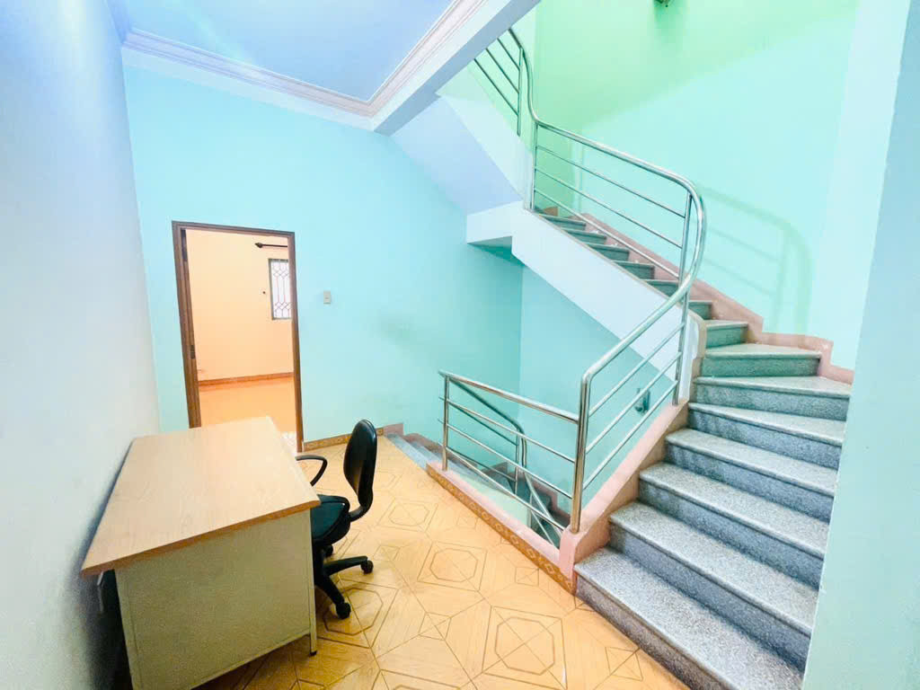 SIÊU PHẨM NGAY PHỔ QUANG - ĐẲNG CẤP VIP SÂN BAY - CHỦ HỢP TÁC - 3 TẦNG KIÊN CỐ GẦN MẶT TIỀN - NGANG 4.2X15.5 - DTCN 64M2 - GIÁ 13.9 TỶ TL