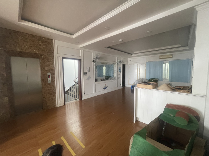 BÁN NHANH NHÀ HẺM HOA HẬU 339 LÊ VĂN SỸ QUẬN 3, 5 X 15 VUÔNG VỨC, 4 TẦNG
