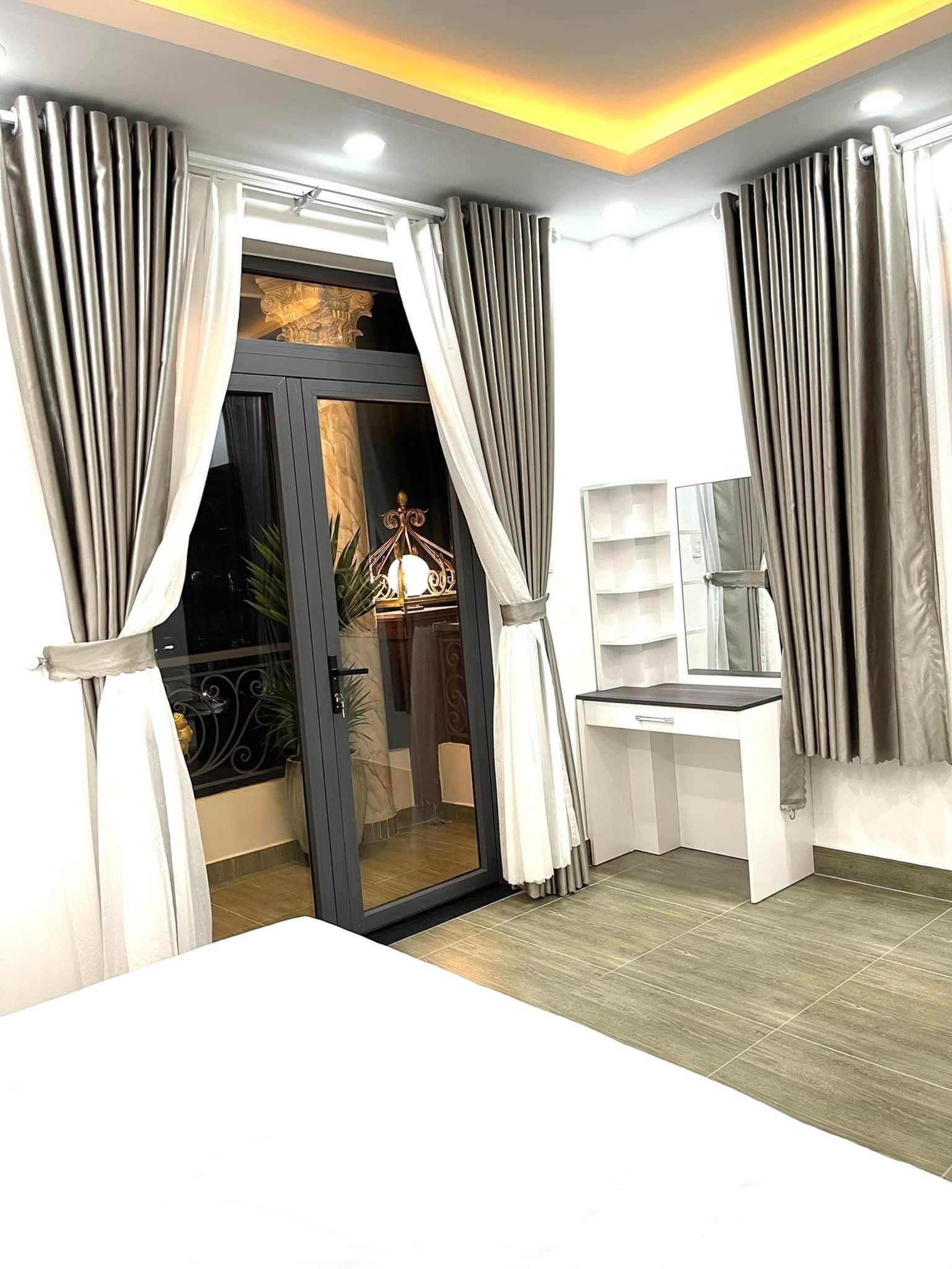 Sang nhượng nhà 72m2 đường Vạn Kiếp, P3, Bình Thạnh. Sẵn HĐ thuê 16tr/tháng