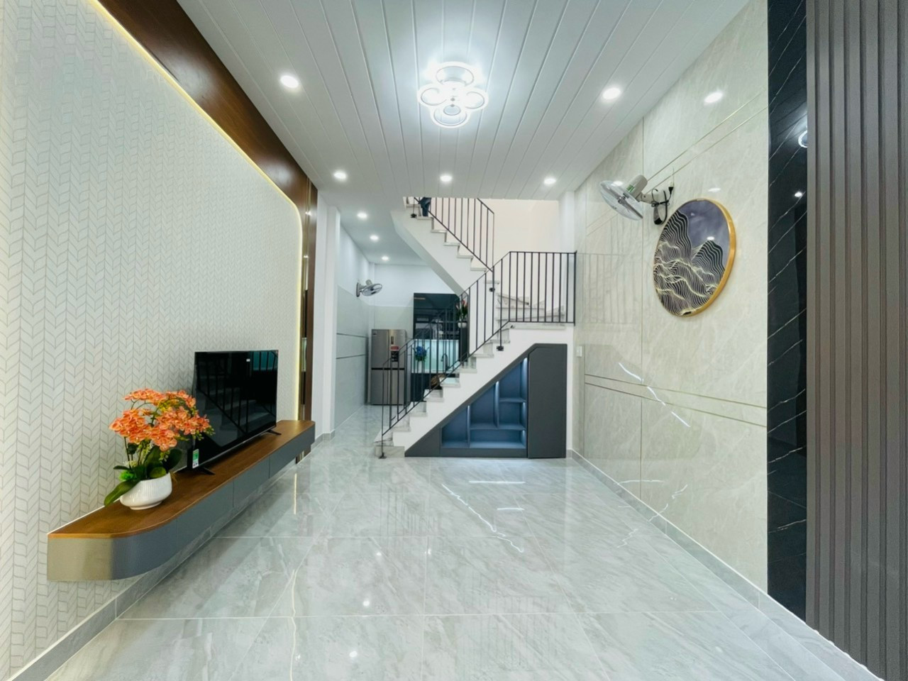 Hẻm xe hơi 5m, giá 1.8 tỷ nhà Nguyễn Văn Công, P3, Gò Vấp, gần chợ Tân Sơn Nhất. DT 38m2, sổ riêng