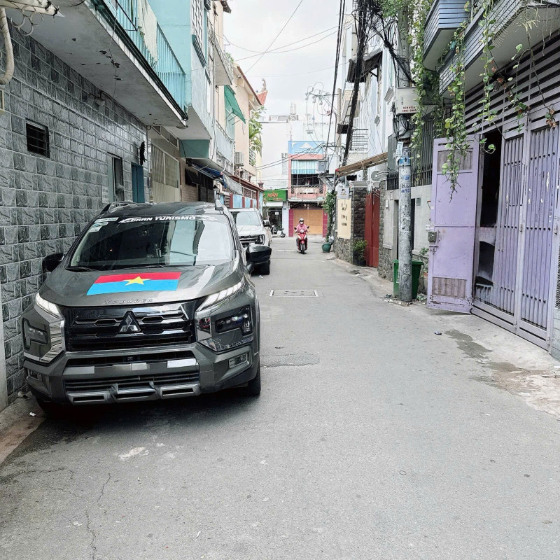 NHÀ NGUYỄN KIỆM PHÚ NHUẬN - HẺM XE TẢI - 45m2 (4×12) 4 TẦNG VUÔNG A4 - GIÁ 11 TỶ