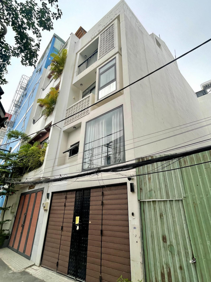 Vào Sài Gòn, một thời gian nhà gần sân bay! 4 tầng - 5x16m Nguyễn Thái Sơn chỉ 9,95 tỷ!!!