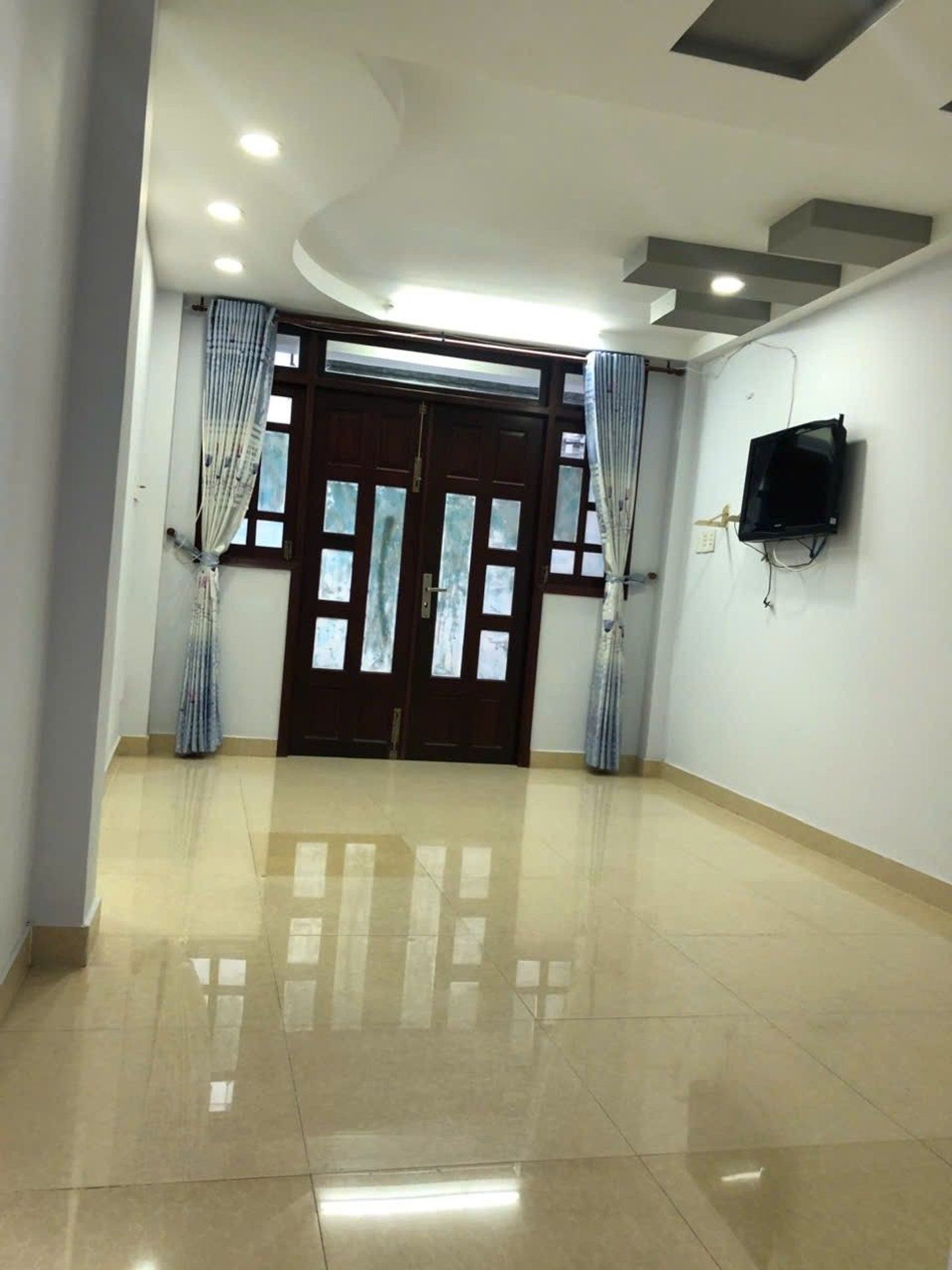 💰DÒNG TIỀN 17TR-HẺM Ô TÔ. Vị trí vàng tâm điểm kết nốI - 5TẦNG - NGANG 3.5m - Dưới 9.1 T.ỷ - Nguyễn Tri Phương - QUẬN 10