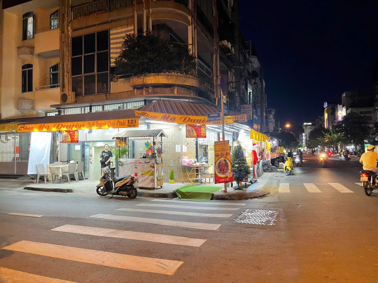 CHÍNH CHỦ BÁN GẤP - VIEW GÓC TRẦN QUÝ, Q11 DT: 7x13m | Có lửng | Thu nhập 30tr/tháng Giá buông tay: 12.8 tỷ