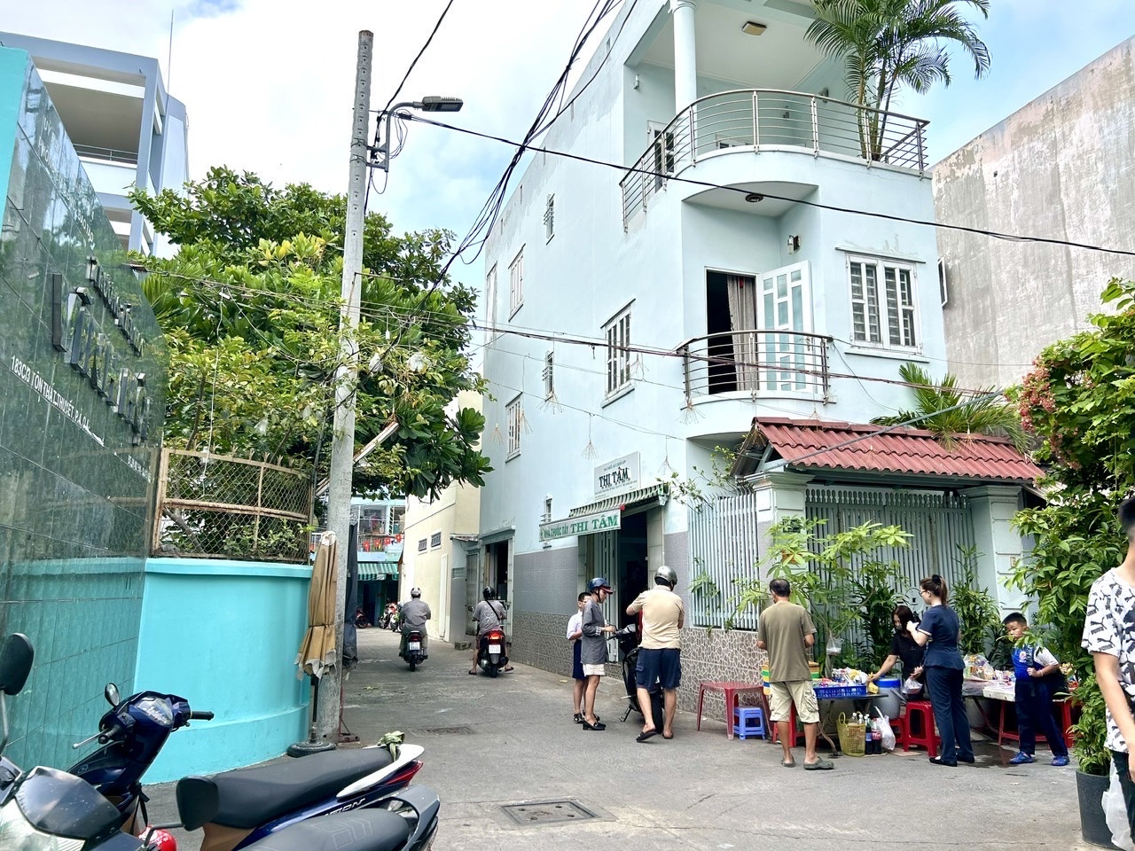 ĐƯỜNG TÔN THẤT THUYẾT - NHÀ 2 MẶT TIỀN THUẬN TIỆN KINH DOANH ĐA NGÀNH NGHỀ- GẦN TRƯỜNG HỌC RA KHÁNH HỘI ,  HOÀNG DIỆU QUA LOTTE QUẬN 7 CHỈ 5 PHÚT.