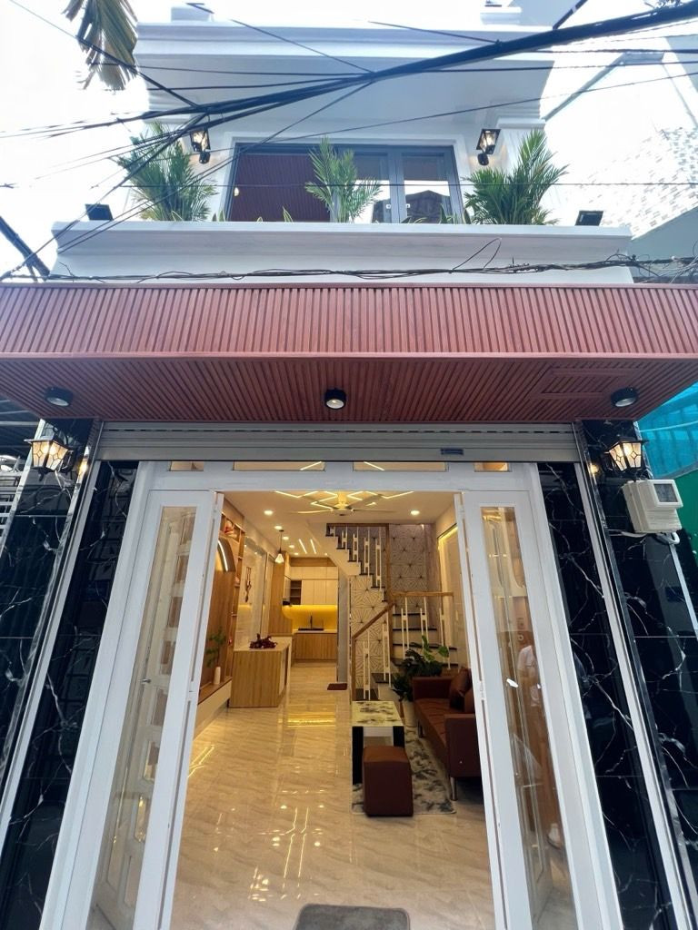 Bán nhà mới gần chợ gò vấp, siêu thị, pham văn trị