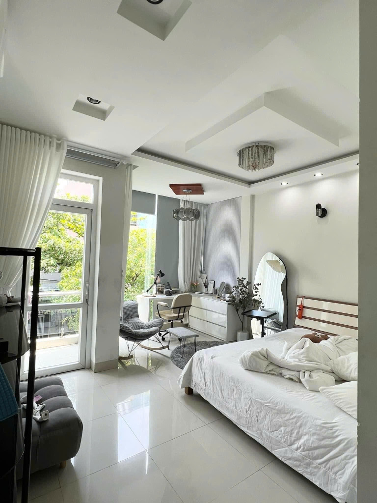 Nhà Đẹp Phú Nhuận. Giá cực sốc. 3ty9 sở hữu ngay 57m2 tặng nhà