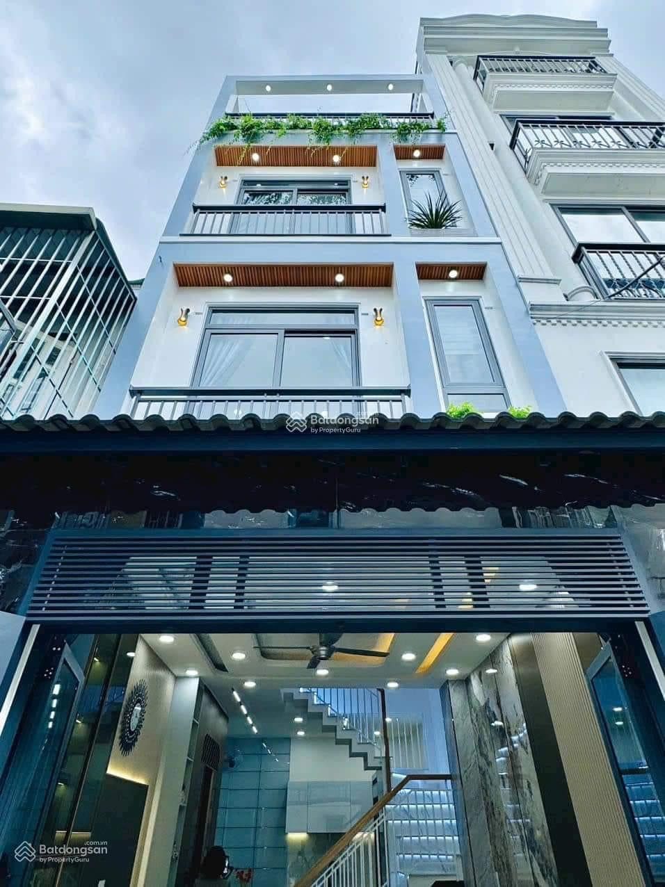 Chính chủ bán gấp nhà đường Chiêu Anh Các, Phường 5, Quận 5. 84m2, 4 tỷ8 đang cho thuê 21tr/th