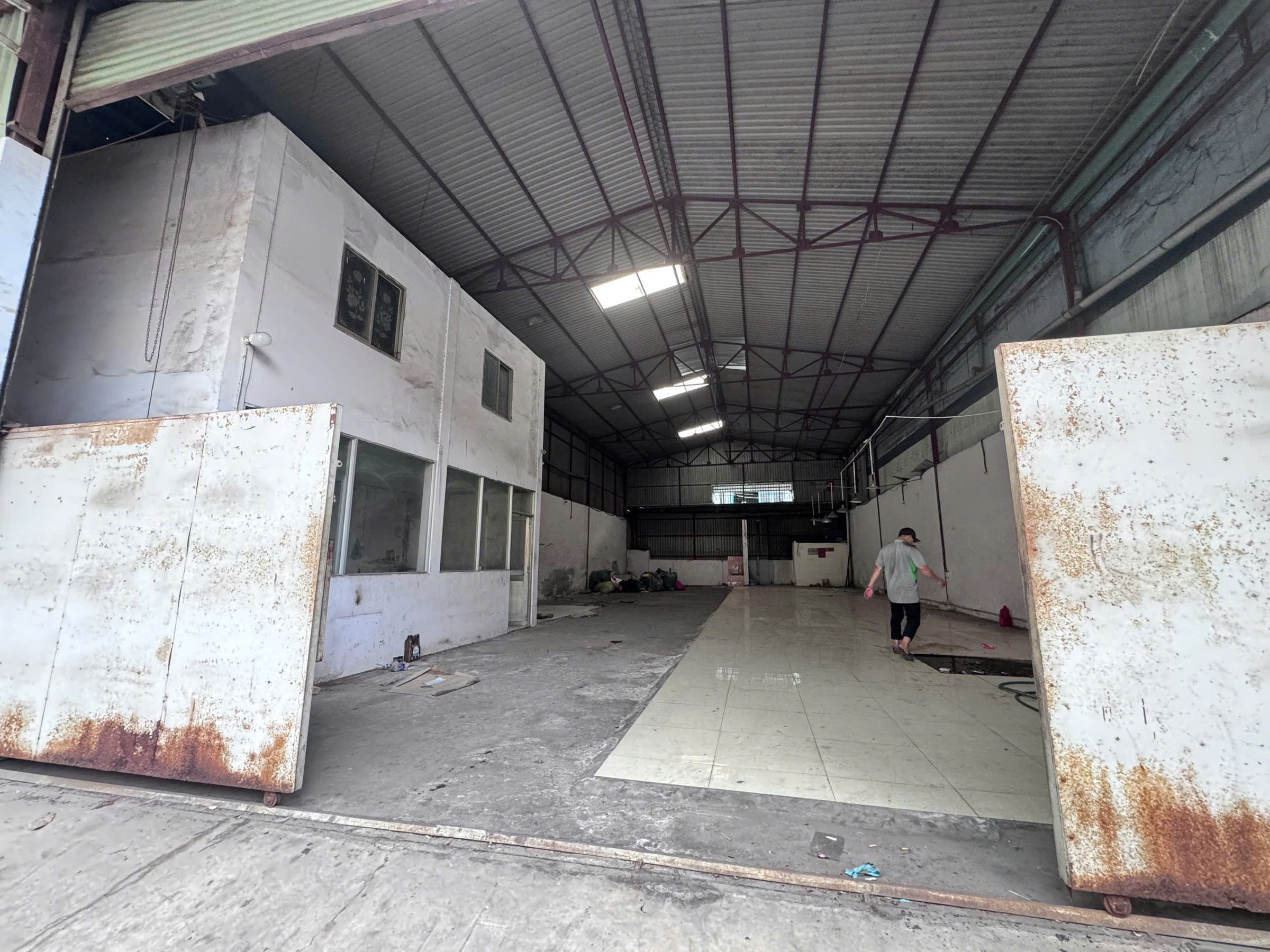 BDS HVL [NC] CHO THUÊ 318 Hoàng Ngân Q8