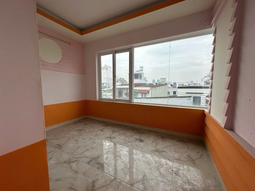 BÁN NHÀ PHẠM THẾ HIỂN QUẬN 8 102M2 NGANG 8M 7.X TỶ 4 TẦNG 6 PHÒNG NGỦ