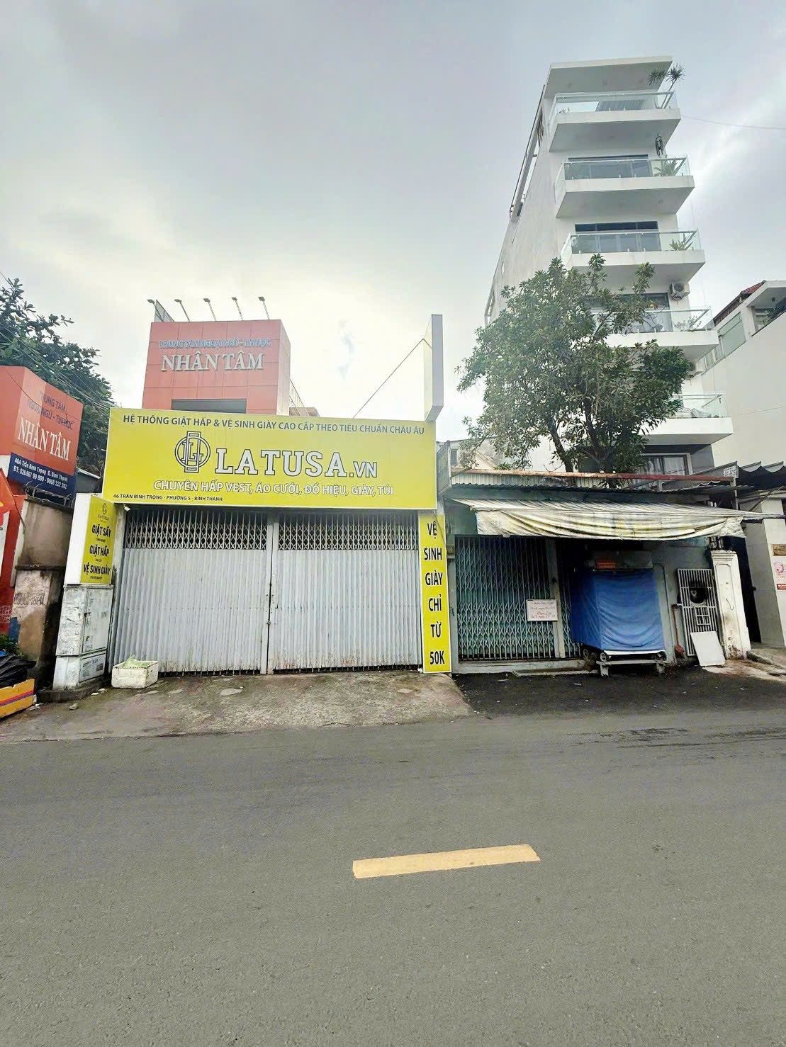 Bán nhà 2MT đường Trần Bình Trọng Phường 5 Quận Bình Thạnh TPHCM, DT: 600,7m2.