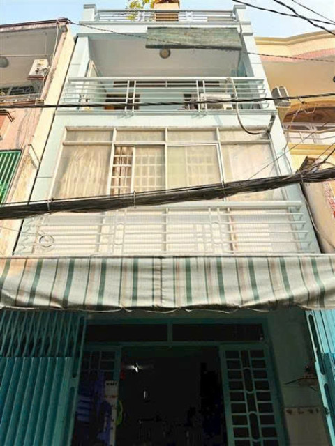 ⭐️ Nhà Vuông 3 tầng Hẻm xe hơi thông 28m2 – Thích Quảng Đức PN