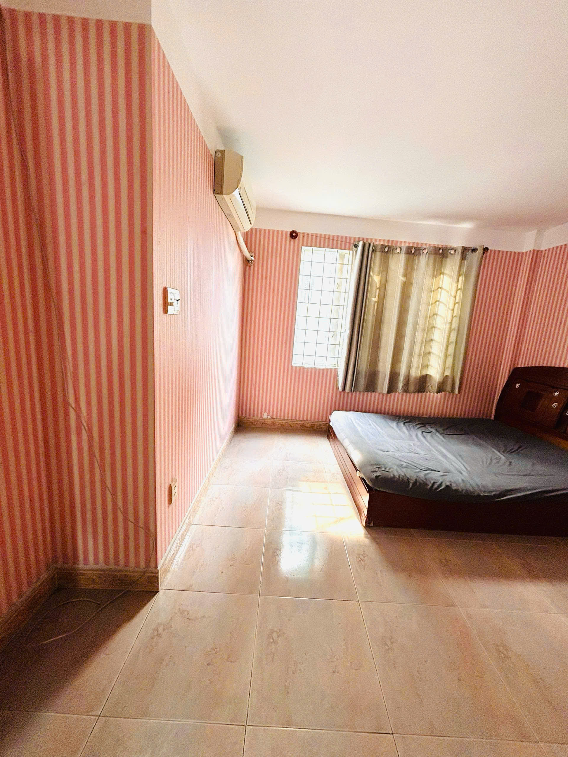 Phòng 30/ Thích Quảng Đức Phú Nhuận 30m2 FNT cao cấp. Giá 4 triệu/ tháng