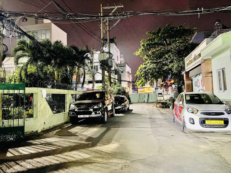 Bán nhà Hẻm xe hơi 5m Cách Mạng Tháng 8 - Phạm Văn Hai, 3,5x17.5m, 3 Tầng, 8,6 tỷ