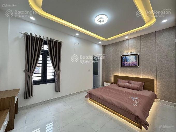 Cô khách bán gấp nhà HXH Phạm Thế Hiển, P6, Quận 8, 78.2m2, 4tỷ880tr, sổ riêng, đang cho thuê 15tr