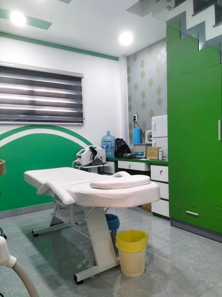 GIÁ NHỈNH NHẸ 12TỶ CÓ NGAY NHÀ HẺM XE HƠI QUAY ĐẦU, CÁCH 2 CĂN RA MẶT TIỀN TRẦN BÌNH TRỌNG QUẬN 5, KHU KINH DOANH SẦM UẤT, DIỆN TÍCH 4.1m x 14m NỞ HẬU TÀI LỘC, 3 TẦNG BTCT, ĐANG MỞ TIỆM SPA DÒNG TIỀN SẴN 20tr/THÁNG (3Năm) 

LIÊN HỆ 0902106911 GẶP EM LIN