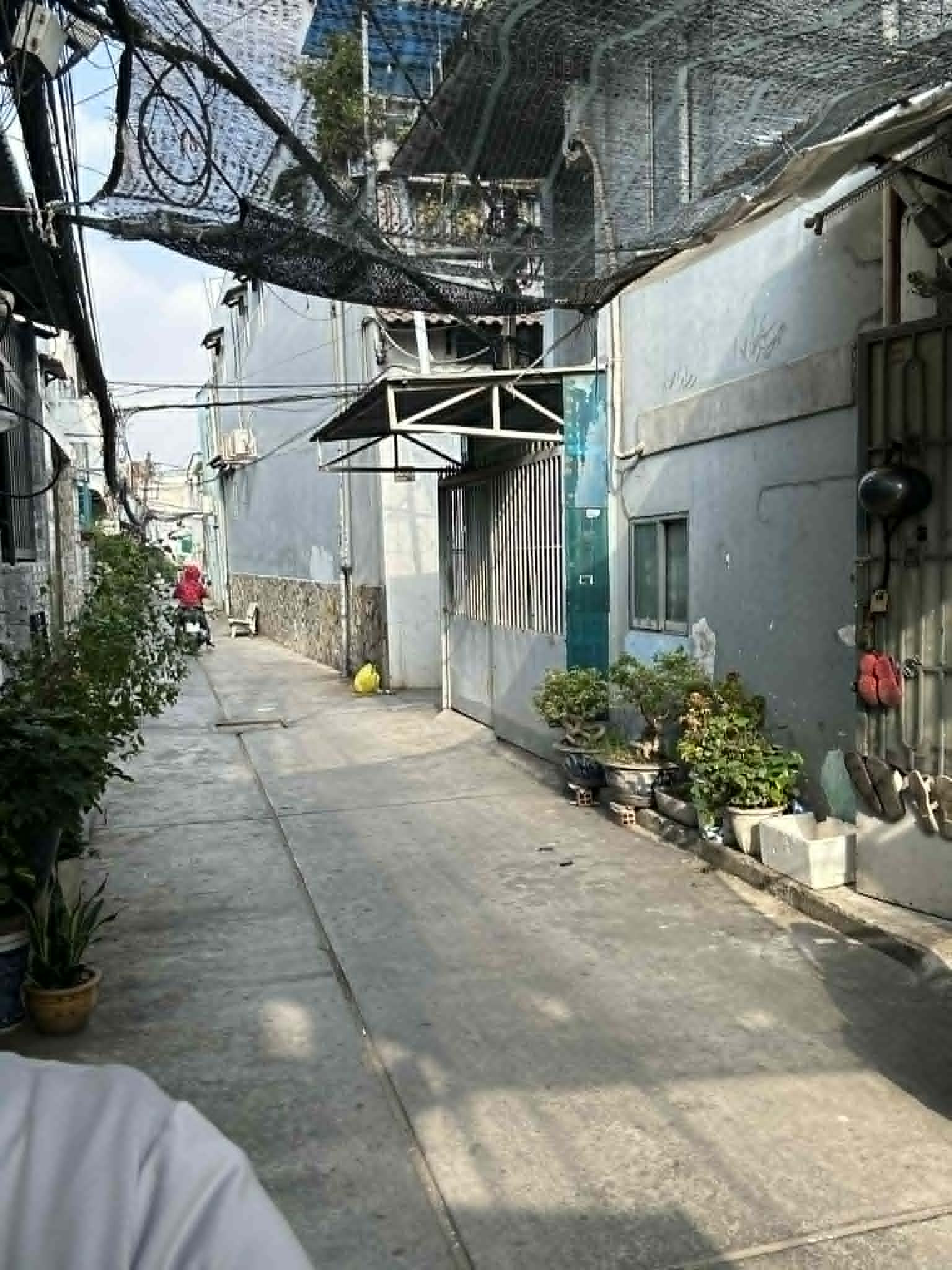 QUẬN 8. HẺM 2941 BÁ.N NHÀ CẤP 4 BTCT -DIỆN TÍCH ĐẸP 80M2-HẺM BA GÁC TỚI NHÀ. SỔ VUÔNG VỨC. 4,95 TỶ