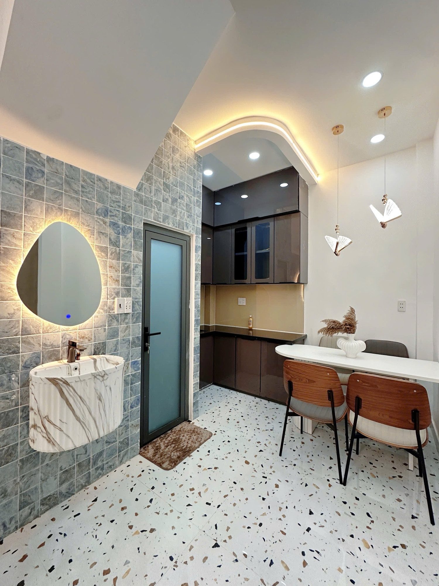 🏡BÁN NHÀ KHU VIP HOÀNG HOA THÁM, PHÚ NHUẬN -  💰 6TY950 - KHÔNG GIAN ẤM ÁP - ✨TẶNG FULL NỘI THẤT 🏡Tiện cho thuê nguyên căn, từng phòng , gia đình nhỏ sinh sống