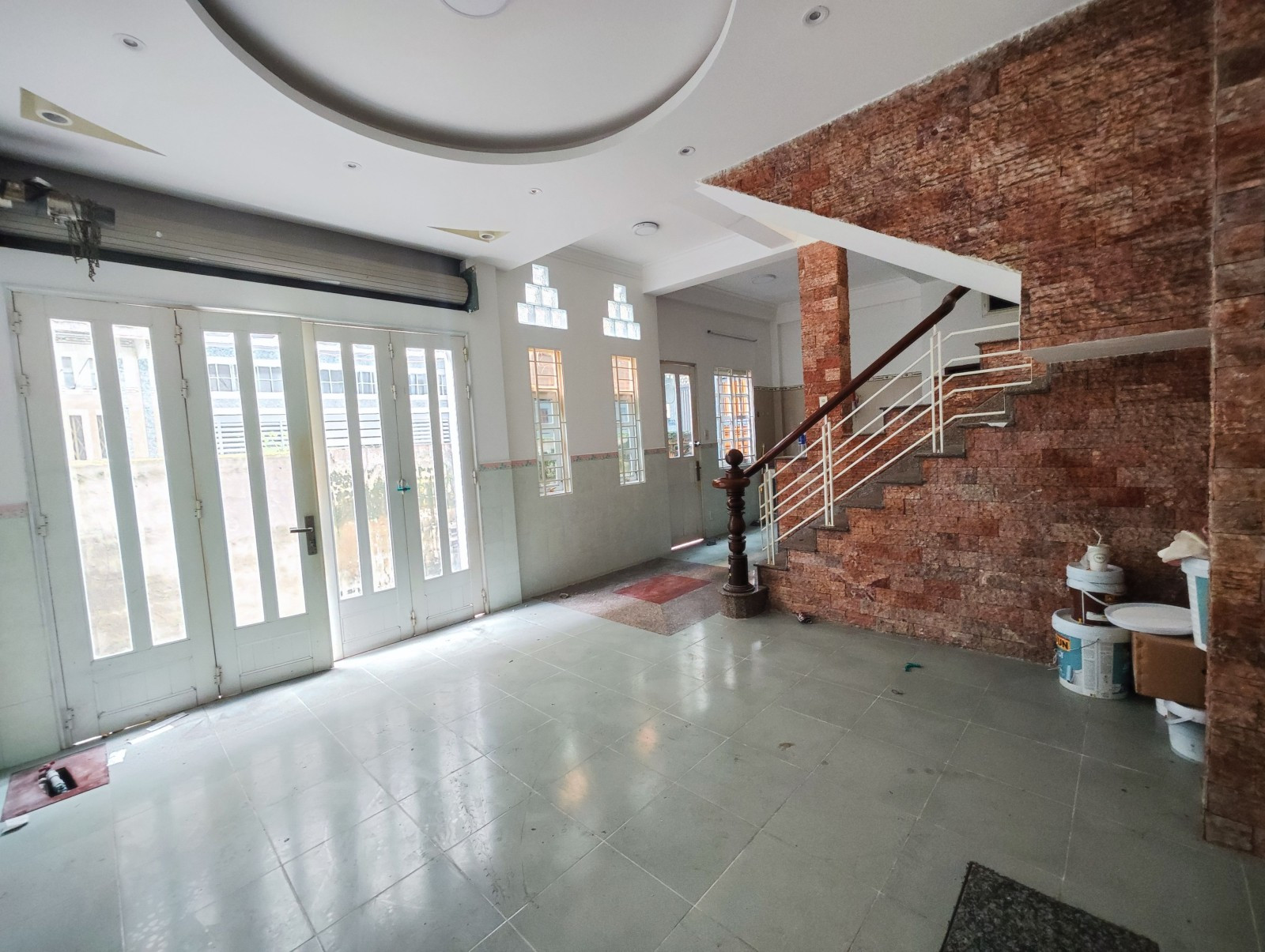 NHÀ ĐẸP TÂN BÌNH GẦN LÝ THƯỜNG KIỆT, 55M2, NGANG 8.6M, NỞ HẬU 9.5M, 1 TRỆT 2 LẦU, 4PN, 4WC, DÒNG TIỀN CAO. CHỈ 7.2 TY