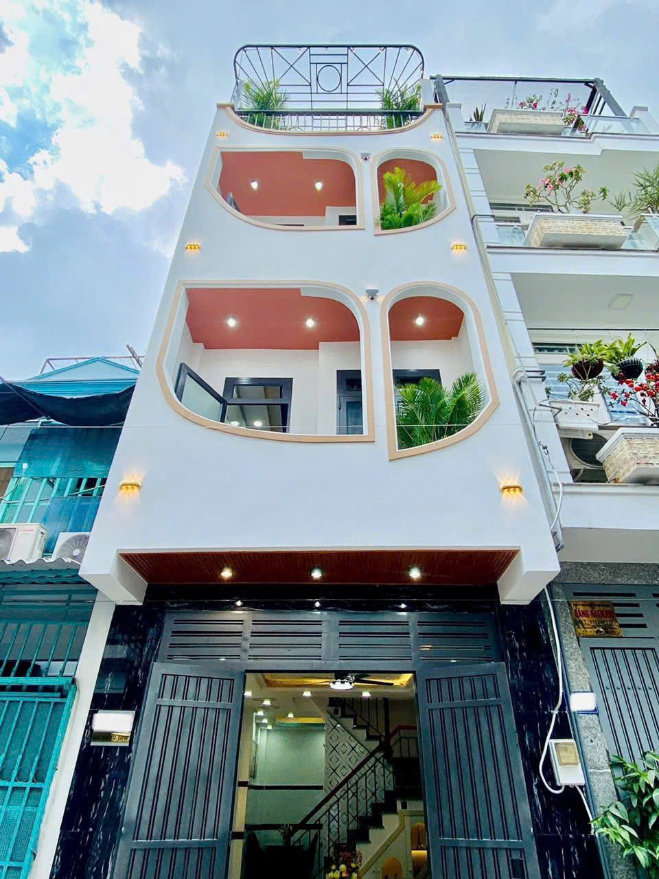 Siêu phẩm nhà gần MT Nguyễn Tiểu La, P.8, Q.10 – 56m2 giá 2tỷ850tr. Sổ sẵn.
