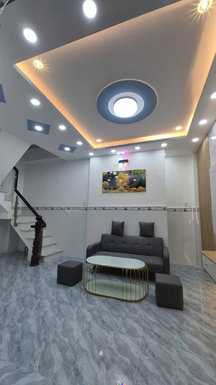 Chính chủ cần bán gấp nhà Quận 8