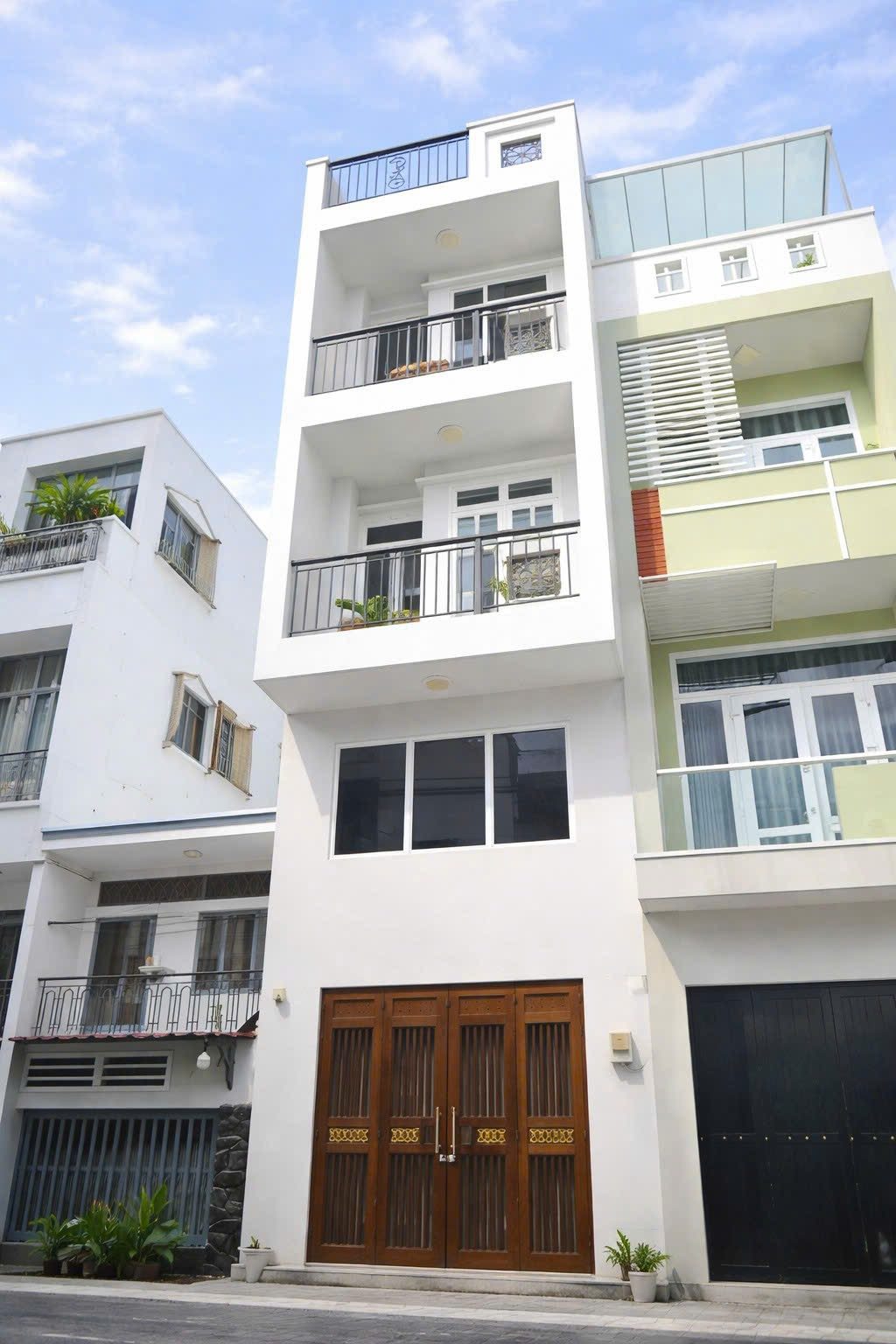CHỈ 9TY NHIK NHẸ CÓ NGAY NGUỒN THU GẦN 100TRẸO MỖI THÁNG VỚI 9PHÒNG CHO THUÊ VÀ MB K.DOANH KỀ ĐẠI HỌC BÁCH KHOA - GIÁP LỮ GIA - XE TẢI THÔNG KHẮP NGÃ - 4*16*5TẦNG MỚI ĐẸP (308)

📞 Liên hệ xem ngay: 0902 106 911