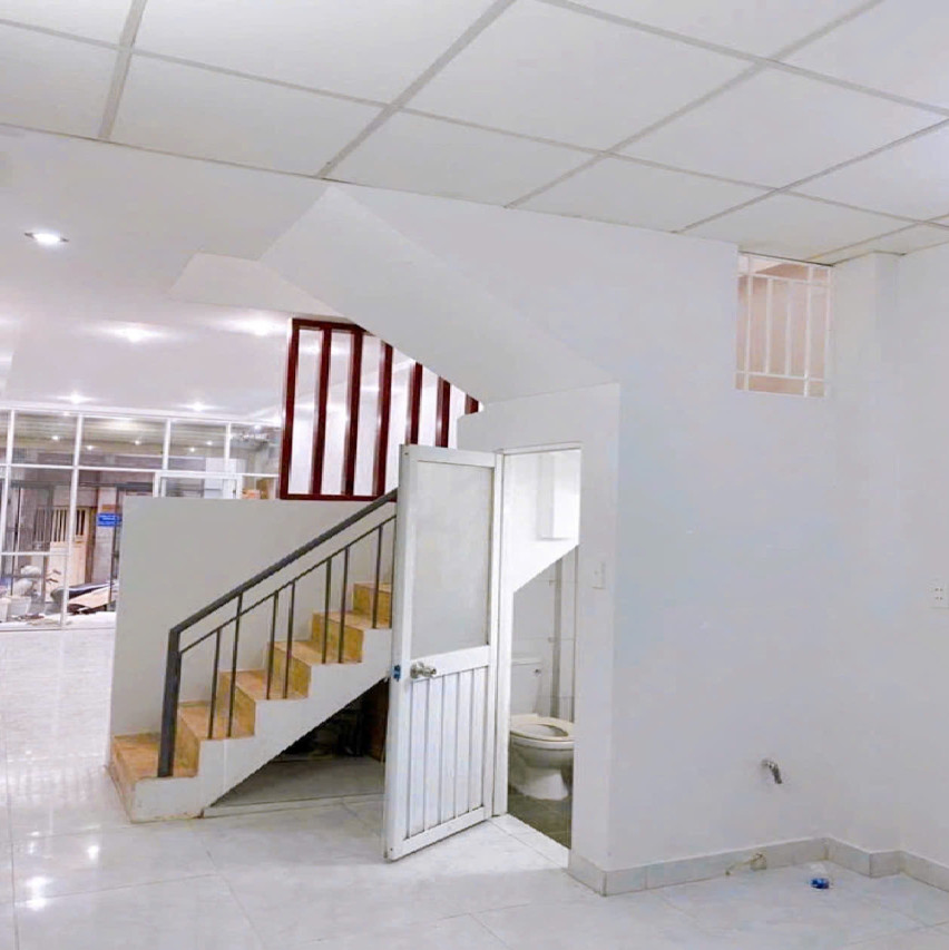 Bán nhà hẻm xe hơi Cách Mạng Tháng Tám, QUẬN 3, Thửa đất vuông vức 3.5 x 13 m, Giá 14.2 tỷ
