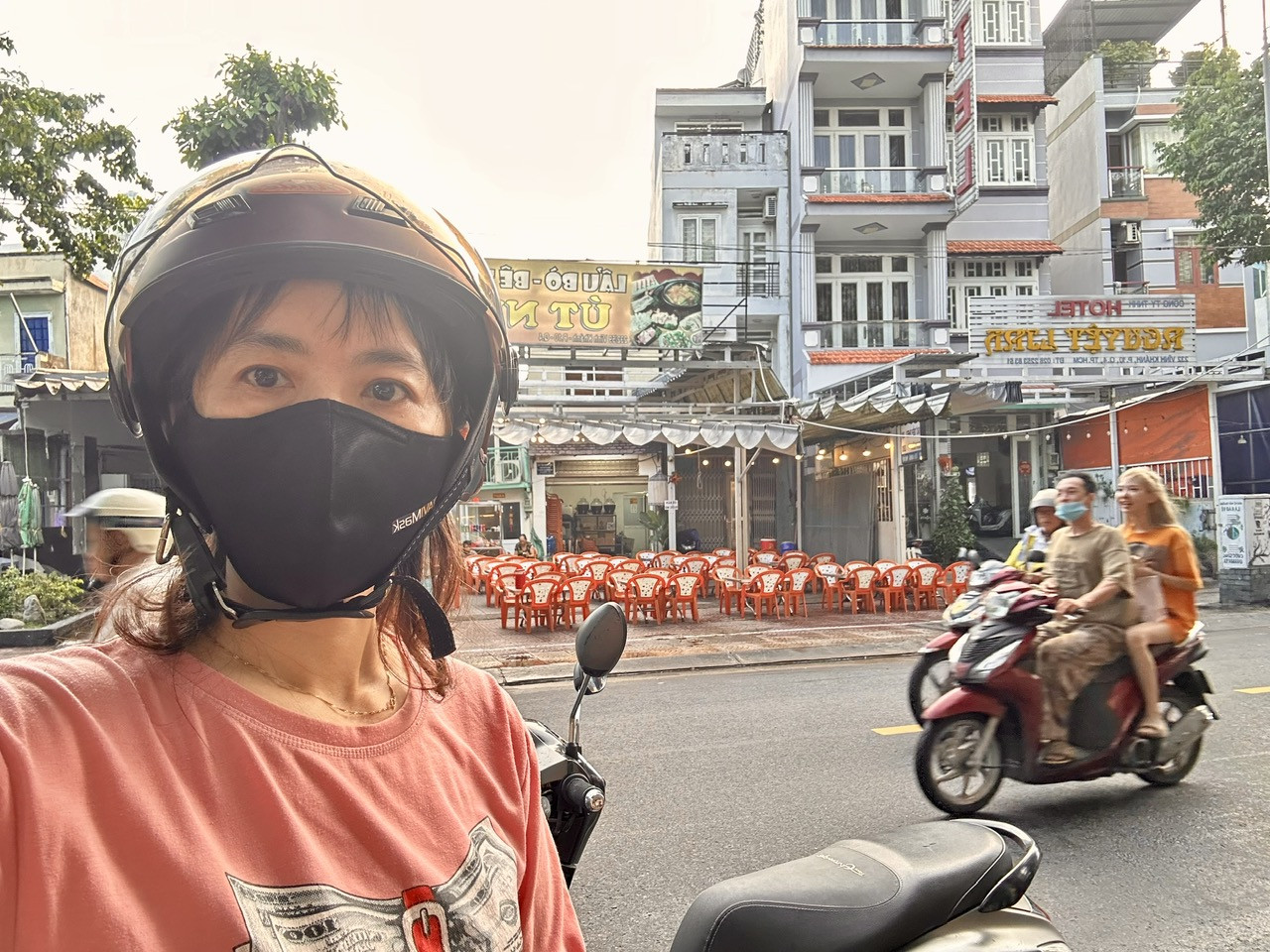NHÀ BÁN ĐƯỜNG ĐOÀN VĂN BƠ CÓ 2 MẶT TIỀN - NHFA CÓ SẴN DÒNG TIỀN CHO THUÊ MẶT TIỀN TRƯỚC VĨNH KHÁNH- THÔNG RA HOÀNG DIỆU NGUYỄN TẤT THÀNH- KHU AN NINH.