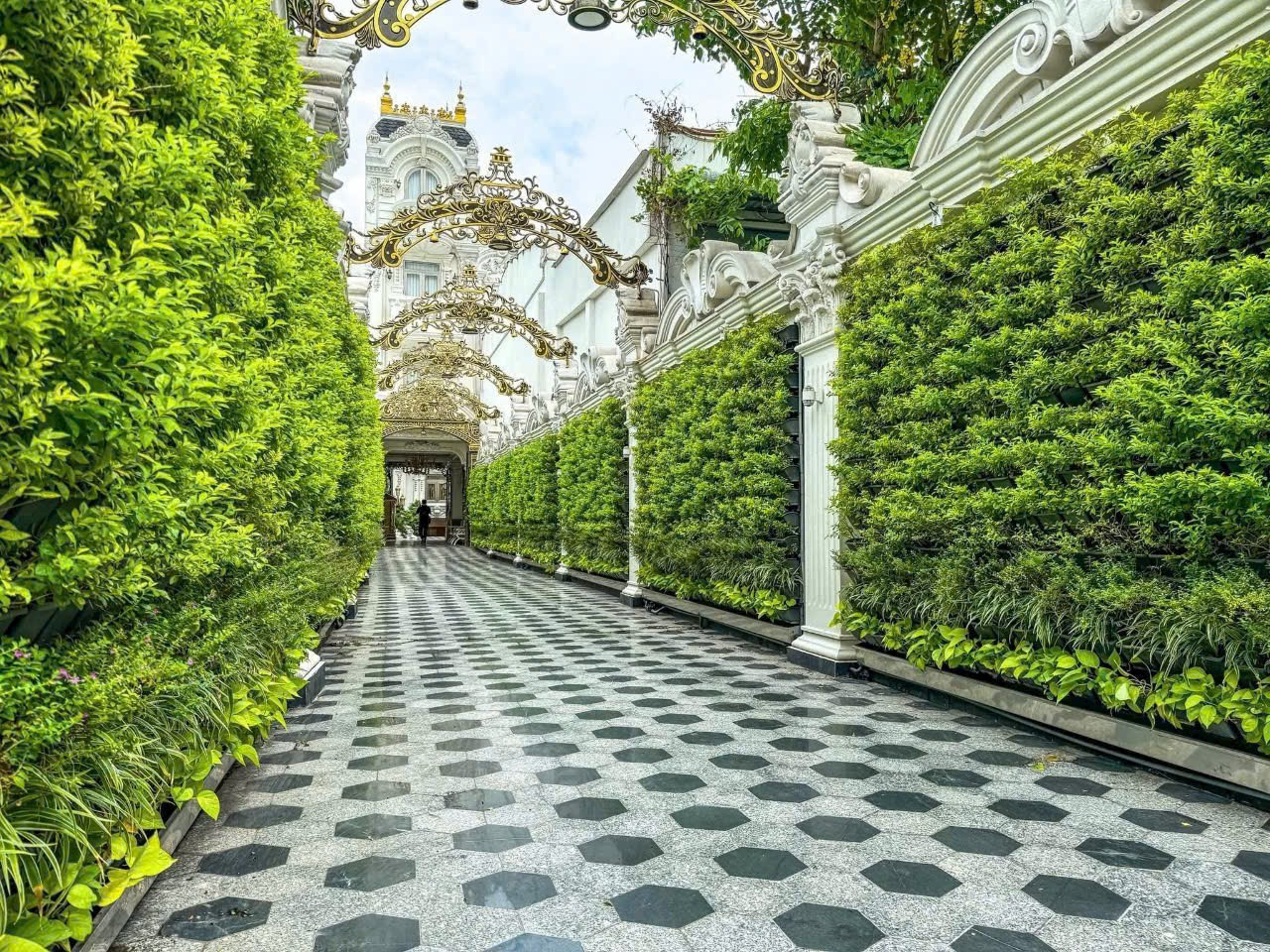 Bán biệt thự tầng 1200m² ngang 20m giá 300 tỷ  trần văn kiểu Phường 10 Quận 6