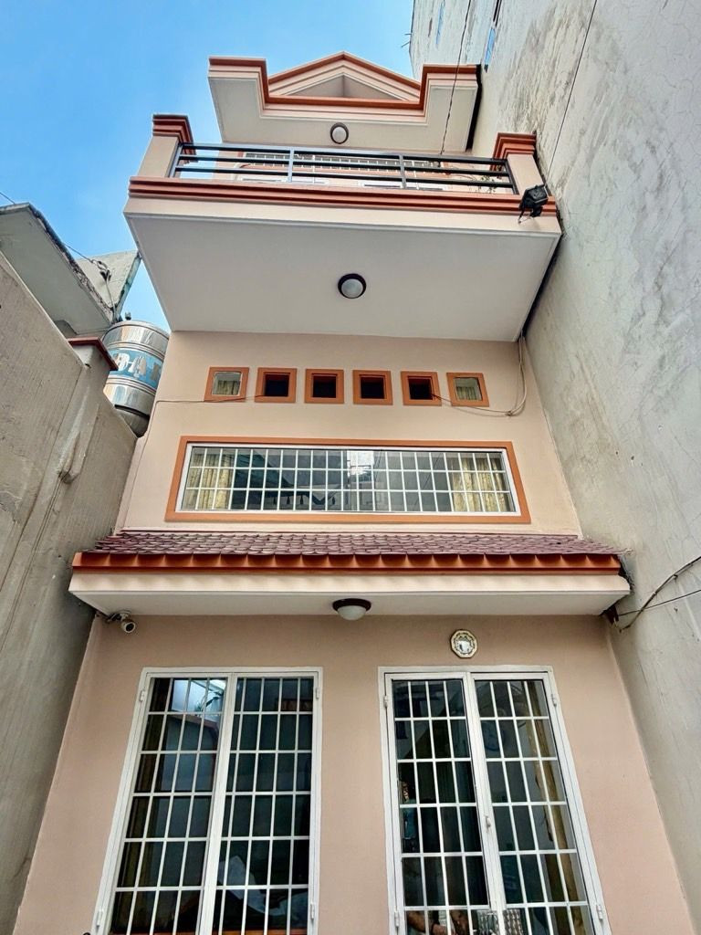 gấp bán nhà nguyễn văn trỗi, sổ hồng riêng