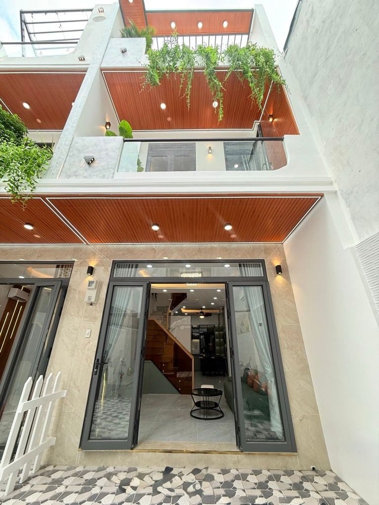 Nhà bán trần huy liệu nhà mới sổ hồng riêng