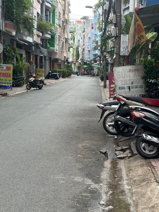 Bán nhà 4 tầng đường 5 châu 14.5 tỷ Tân Bình