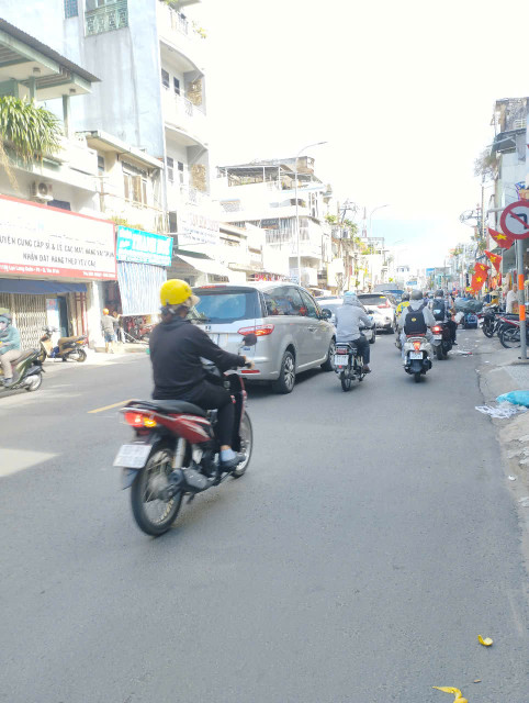 Ngộp  Lạc Long Quân - 4x16m2 - Hẻm 5m - 4 tầng mới Bảy Hiền