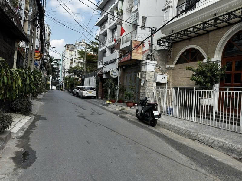 Bán tòa nhà Mặt tiền Hẻm Sư Vạn Hạnh, ngay Vạn Hạnh Mail, 10,3x20m, 8 Tầng, 74 tỷ.