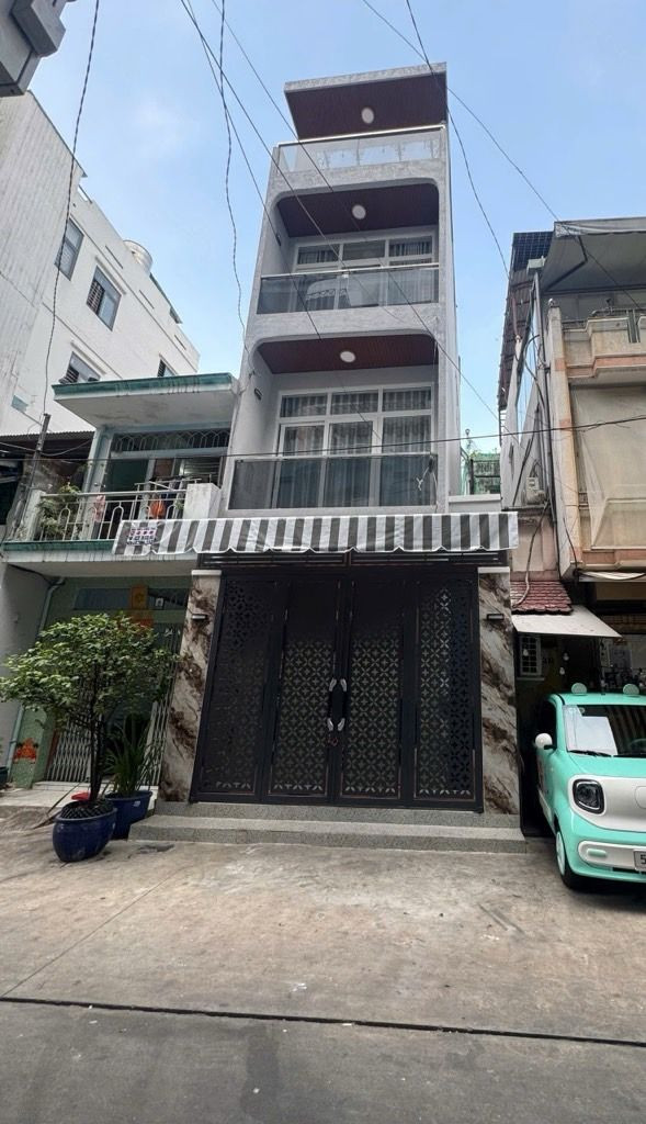 SIÊU PHẨM NHÀ ĐẸP LÃNH BINH THĂNG 4 TẦNG HẺM 8M